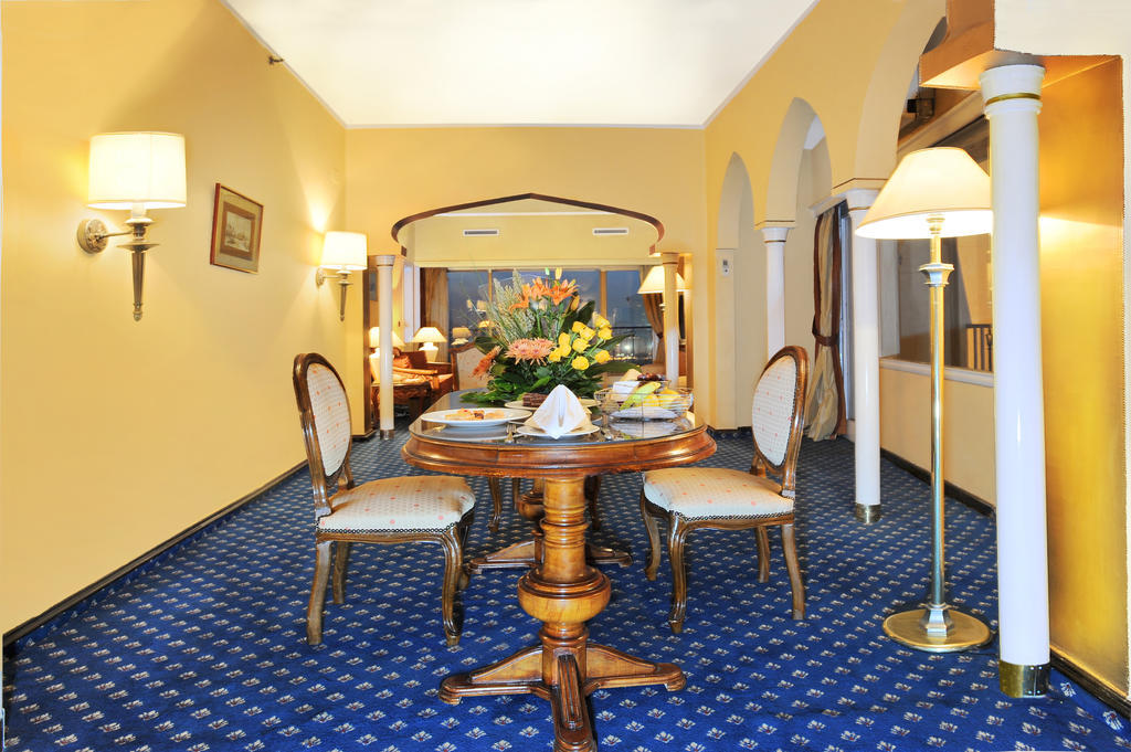 Shepheard Hotel Каїр Інтер'єр фото